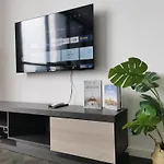 Scarletz Suites Klcc By De Harlequins Suite