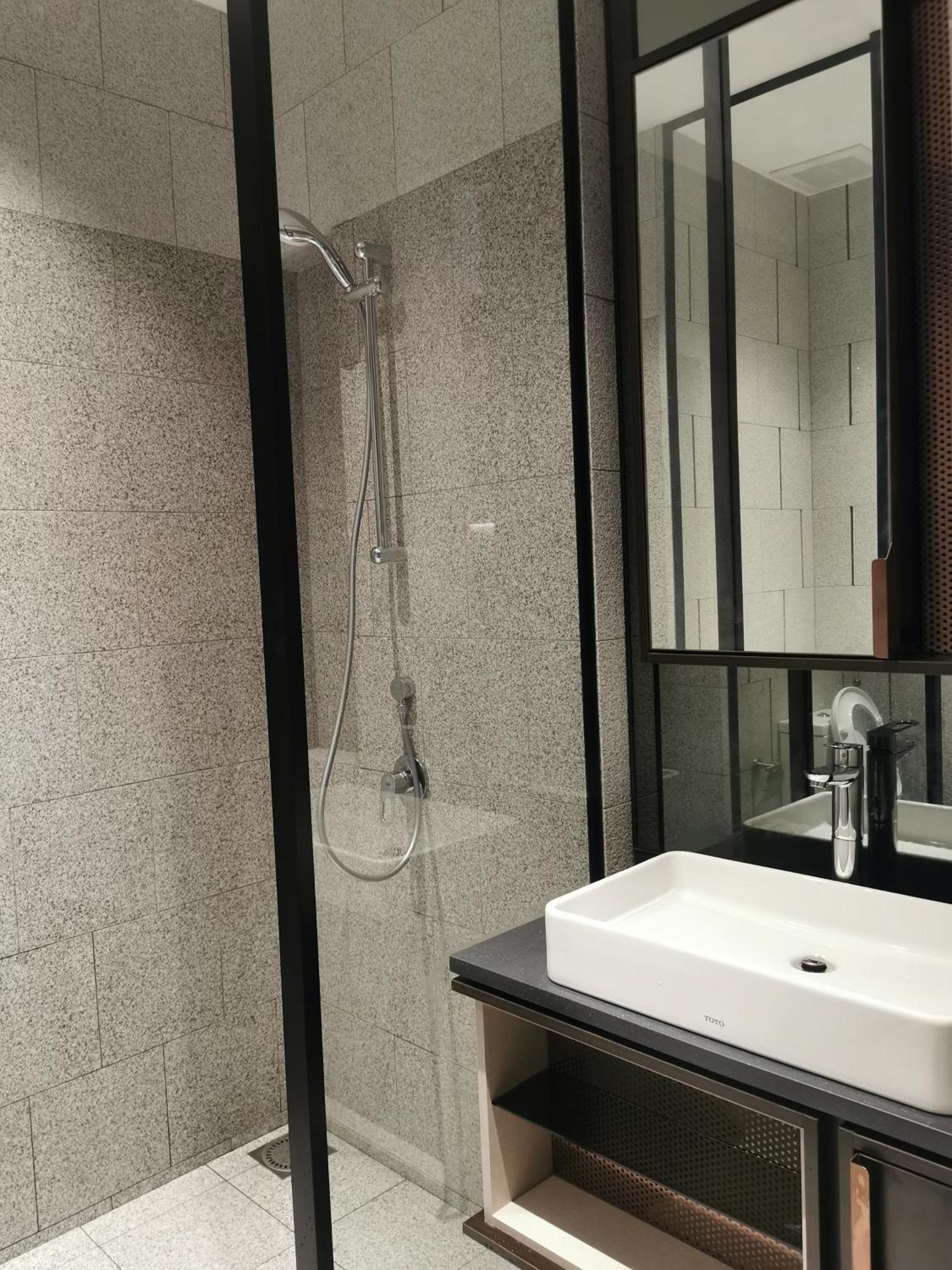 Scarletz Klcc By De Harlequins Apartemen Kuala Lumpur